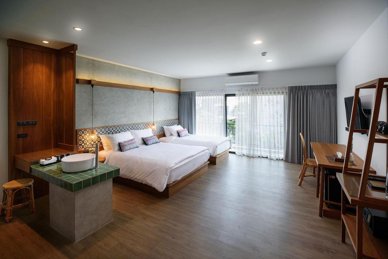 Himku Hotel - Adult Only Chiang Mai Exteriör bild