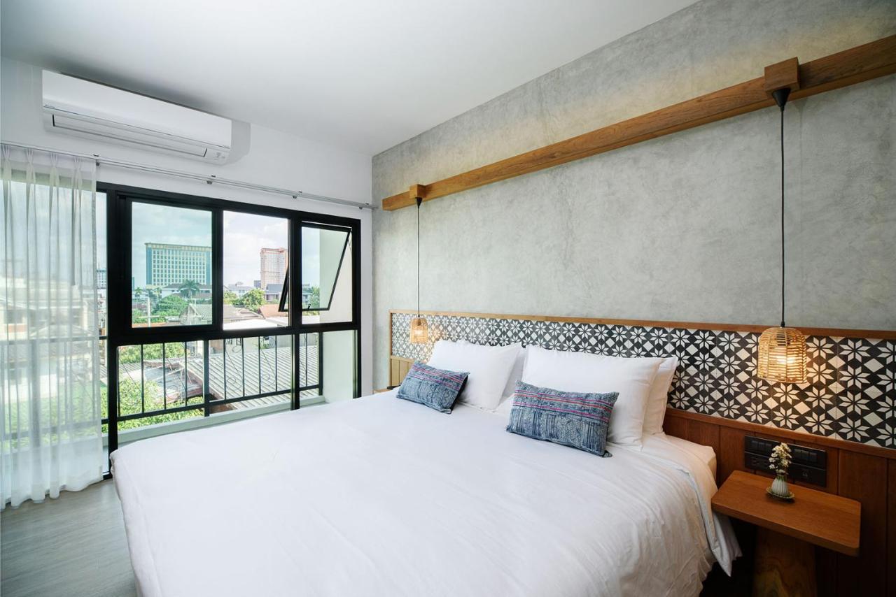 Himku Hotel - Adult Only Chiang Mai Exteriör bild